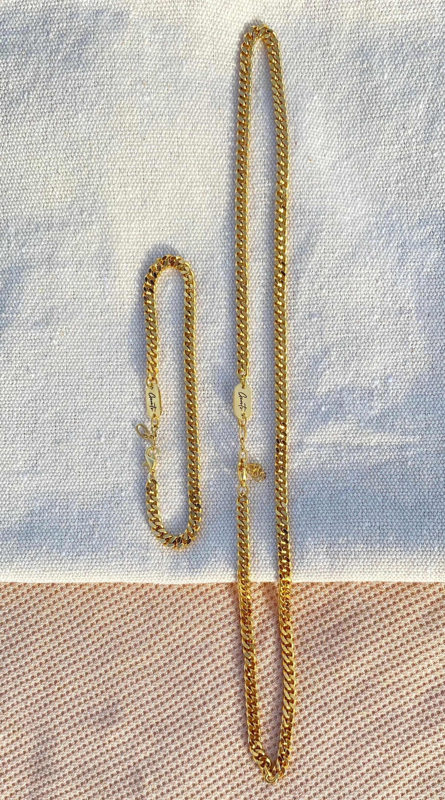 Curb Chain, Gold Vermeil (3mm)